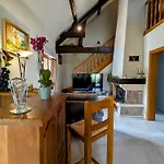 Spacieuse Avec Piscine, Et Hammam - Fr-1-589-721 Bed & Breakfast Anould