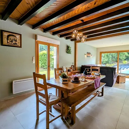 Spacieuse Avec Piscine, Et Hammam - Fr-1-589-721 Oda ve Kahvaltı Anould