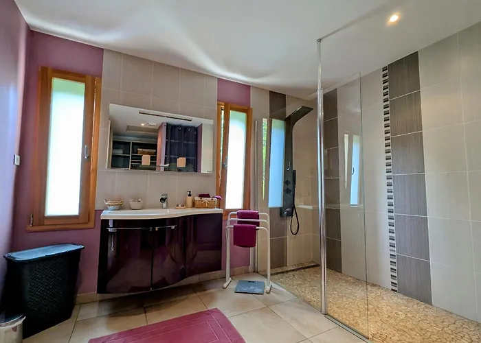 Spacieuse Avec Piscine, Et Hammam - Fr-1-589-721 Отель типа 